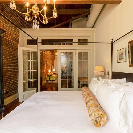 Hotel Cleo, Knoxville Downtown, A Tribute Portfolio Hotel 외부 사진