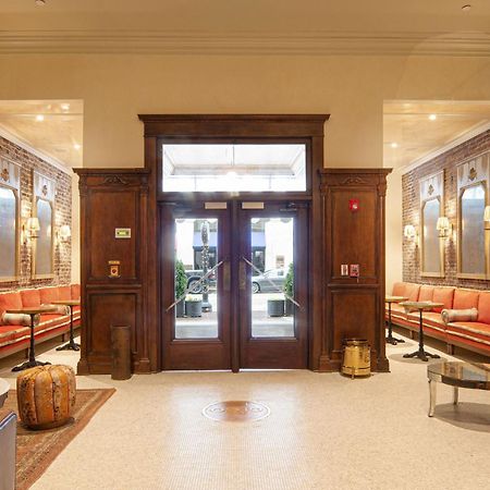 Hotel Cleo, Knoxville Downtown, A Tribute Portfolio Hotel 외부 사진