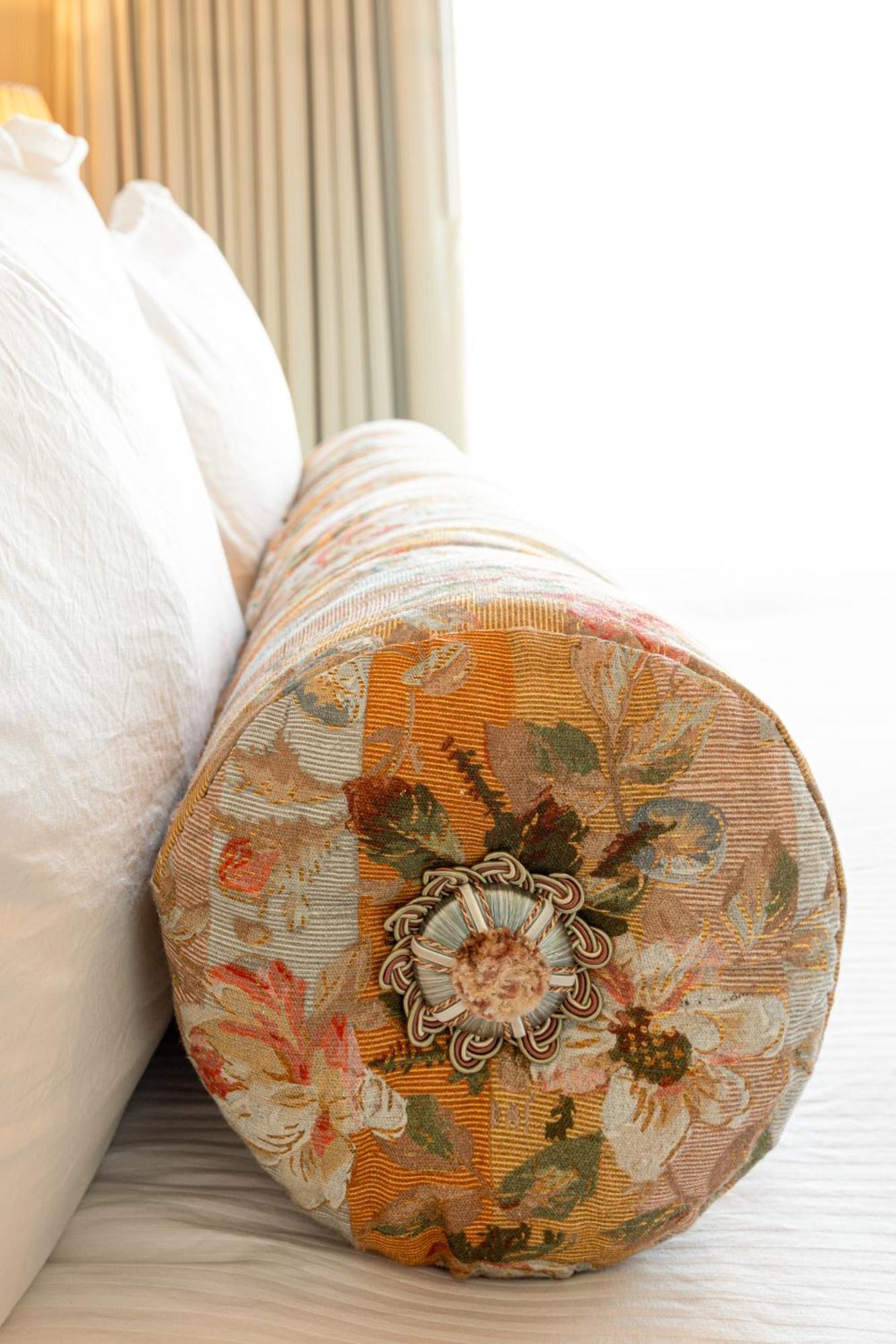 Hotel Cleo, Knoxville Downtown, A Tribute Portfolio Hotel 외부 사진
